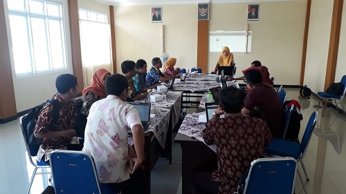 Pelatihan Manajemen Website Bagi Petugas Baru
